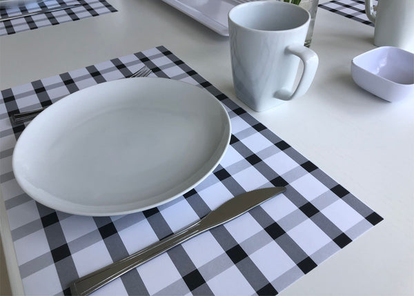Black and white Gingham paper placemats