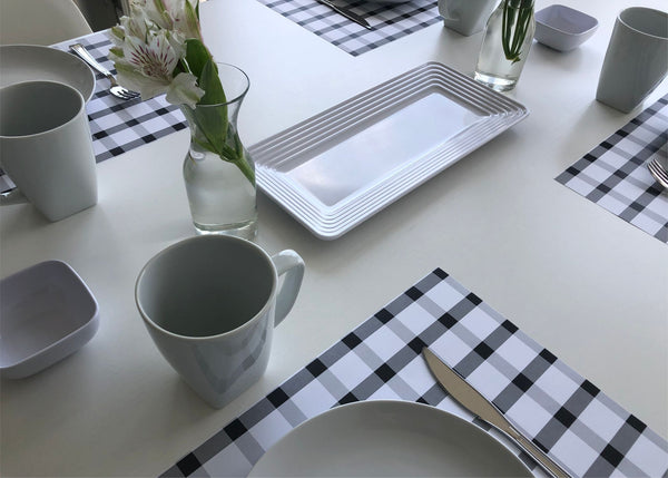 Black and white Gingham paper placemats