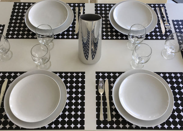 Black & white paper placemats  Set of 12 11" x 17", Dots