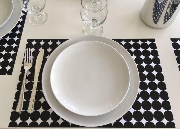 Black & white paper placemats  Set of 12 11" x 17", Dots