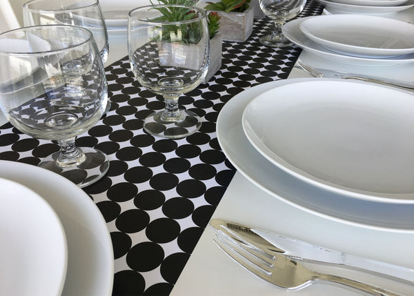 Black & white paper placemats  Set of 12 11" x 17", Dots