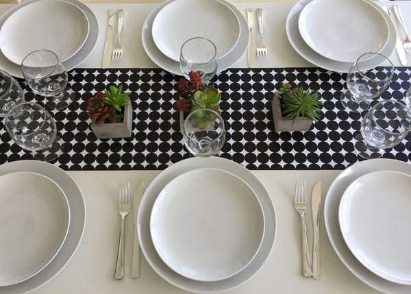 Black & white paper placemats  Set of 12 11" x 17", Dots