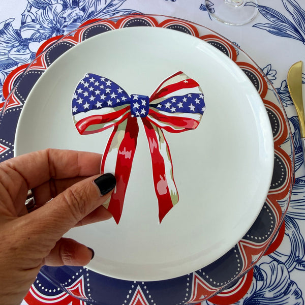Patriotic Scalloped Placemats & Bow Table Set